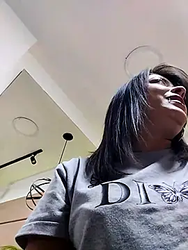 MiaWelkin online show from 11.11.25