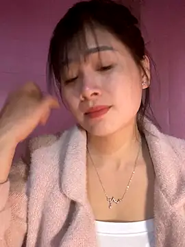 One-nice online show from 11.26.25