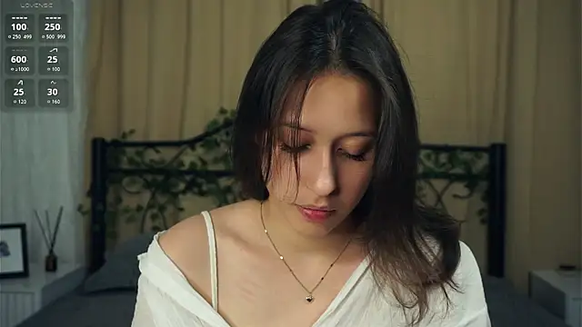 BeckyBurgh online show from 09.18.25