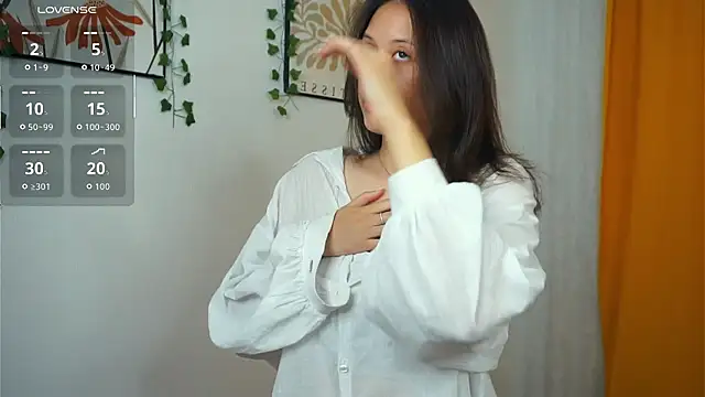 BeckyBurgh online show from 10.12.25