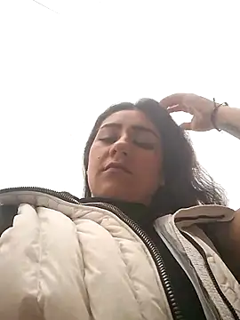 CAROLINE  07 online show from 12.16.25