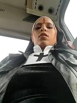 Zoe73  online show from 10.31.25