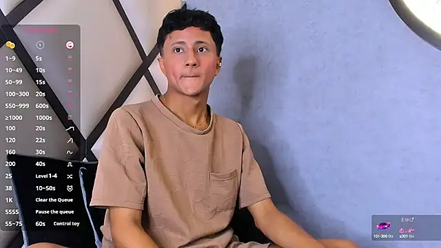  Leohot  online show from 09.24.25