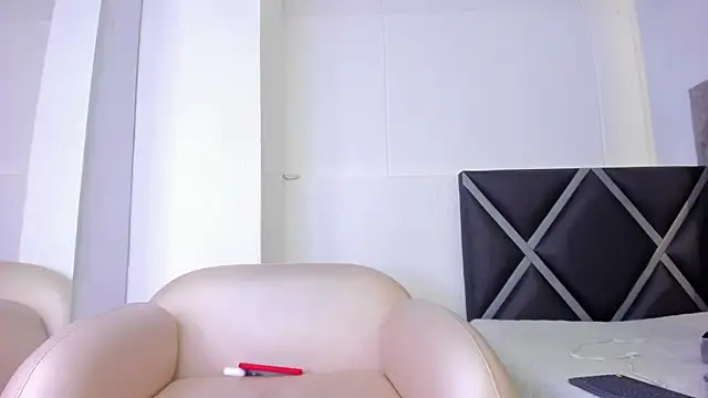  Leohot  online show from 02.27.26