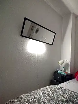 Feelineducentre online show from 03.17.26