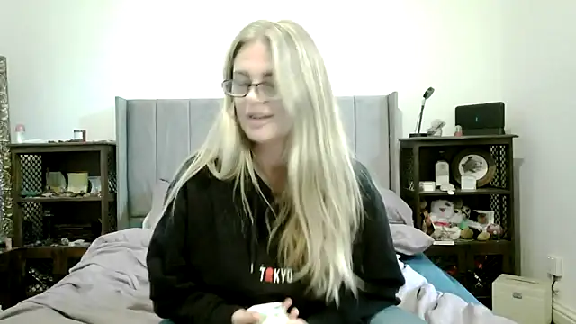Bonnierosexoxo online show from 09.16.25