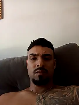 nnyzinho17 online show from 12.18.25