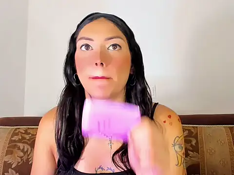 Snapshot of Megan_Gil_ chatting on 10.03.25 Megan Gil online show from 10.03.25