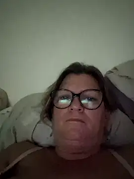 Delphineben online show from 09.28.25