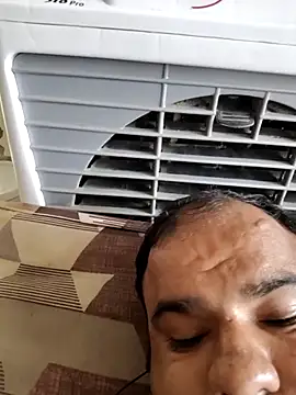 Snapshot of monty935 chatting on 09.24.25 monty935 online show from 09.24.25