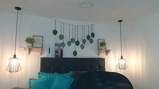 zohet kriss online show from 12.21.25