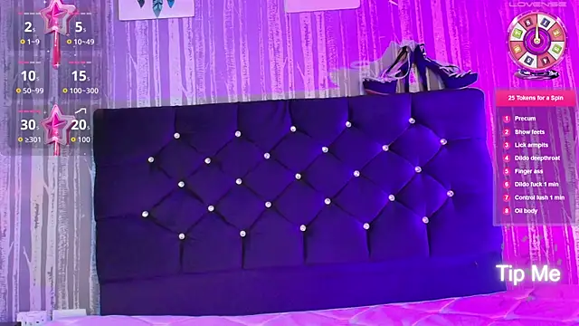 Hailey johnsonn online show from 09.27.25