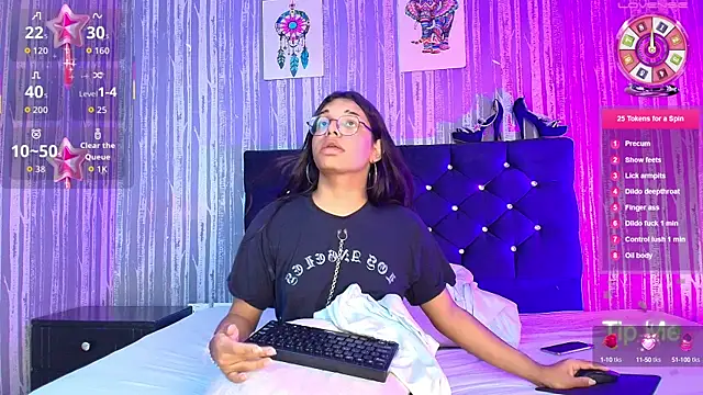 Hailey johnsonn online show from 09.30.25