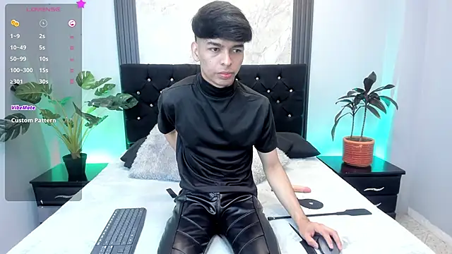 OnlyJos online show from 11.23.25