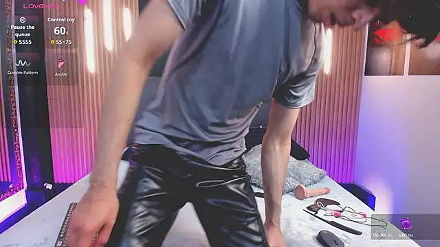 OnlyJos online show from 12.16.25