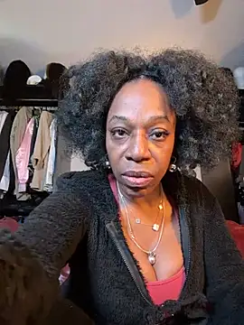 Snapshot of Kennady_Buxum_Goddess chatting on 10.24.25 Kennady Buxum Goddess online show from 10.24.25