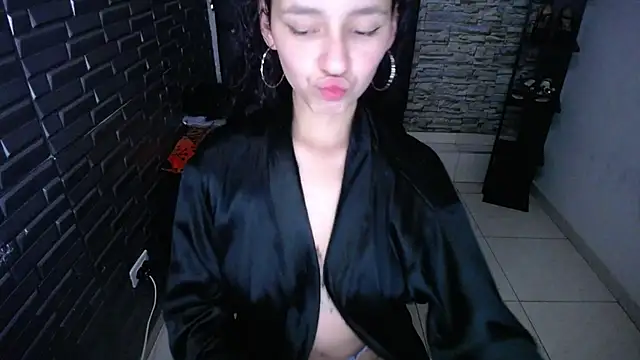 sofia ginevra online show from 12.13.25