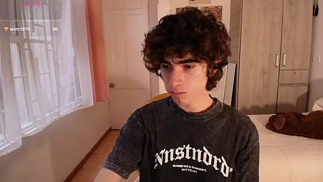 Nude Boy18 online show from 11.10.25