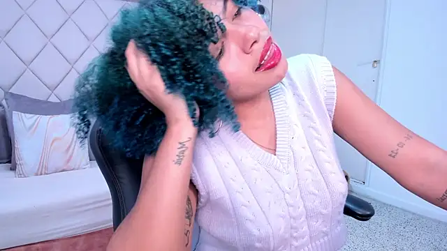 momo ayasse online show from 11.26.25