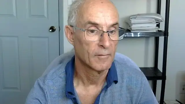 Snapshot of funone1999 chatting on 11.05.25 funone1999 online show from 11.05.25