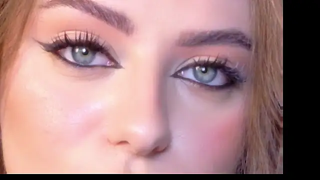 Sienna Voss online show from 11.21.25