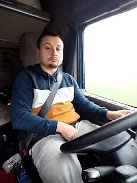 Amberdual online show from 10.30.25