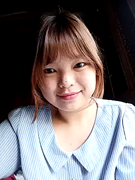 XoiXoi232 online show from 10.17.25