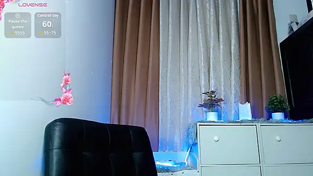  Jenniyah  online show from 09.19.25