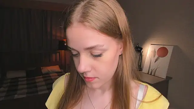 Snapshot of OdellaFrake chatting on 09.21.25 OdellaFrake online show from 09.21.25