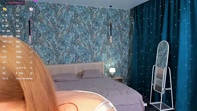 OdellaFrake online show from 03.12.26