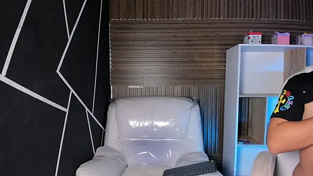 Snapshot of Axel_grey_ chatting on 09.22.25 Axel grey online show from 09.22.25