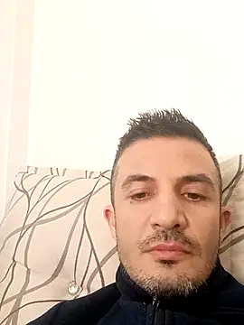 Snapshot of OGUZOZAN chatting on 10.12.25 OGUZOZAN online show from 10.12.25