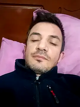 Snapshot of OGUZOZAN chatting on 11.16.25 OGUZOZAN online show from 11.16.25