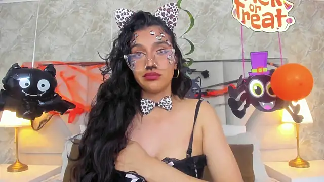 ValentiinaCruz online show from 10.17.25