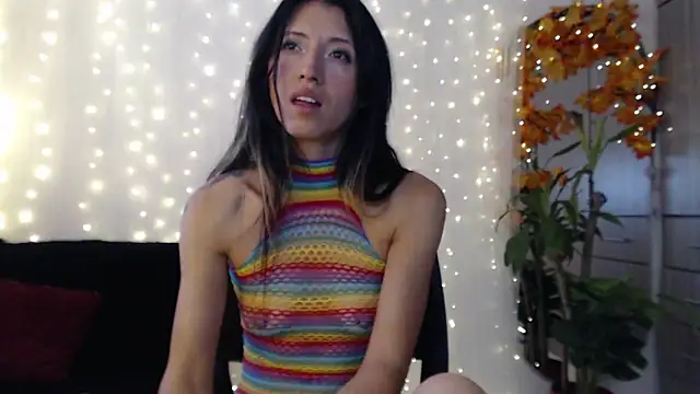 cristal aixa12 online show from 10.14.25