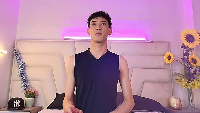 Ashton Myers online show from 10.29.25