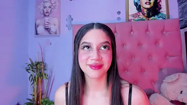 Megan Luxe online show from 01.07.26