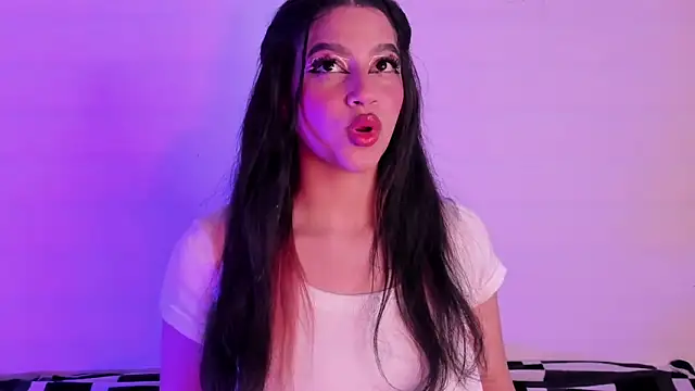 Snapshot of Megan_Luxe chatting on 02.09.26 Megan Luxe online show from 02.09.26