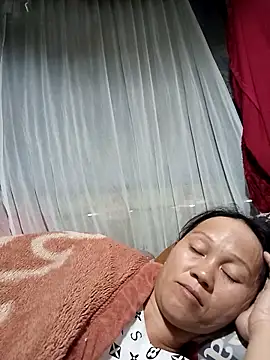 Snapshot of MaiHoa69 chatting on 10.20.25 MaiHoa69 online show from 10.20.25