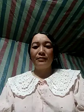 Snapshot of Bliss_rose chatting on 09.18.25 Bliss rose online show from 09.18.25