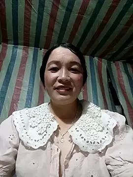 Snapshot of Bliss_rose chatting on 10.16.25 Bliss rose online show from 10.16.25