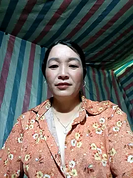 Snapshot of Bliss_rose chatting on 10.26.25 Bliss rose online show from 10.26.25