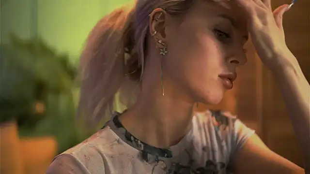 Snapshot of Nelly_Carroll chatting on 09.17.25 Nelly Carroll online show from 09.17.25