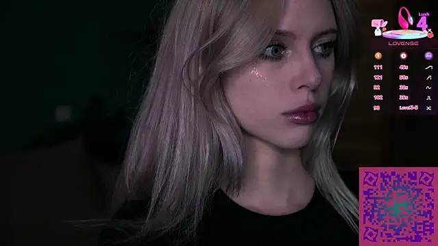 Snapshot of Nelly_Carroll chatting on 10.19.25 Nelly Carroll online show from 10.19.25