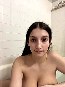 Snapshot of madsdeluxe chatting on 01.09.26 madsdeluxe online show from 01.09.26