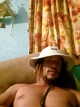 Snapshot of Bastardking1 chatting on 10.24.25 Bastardking1 online show from 10.24.25