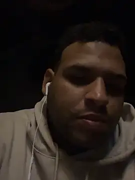 Snapshot of elverga420F chatting on 10.01.25 elverga420F online show from 10.01.25