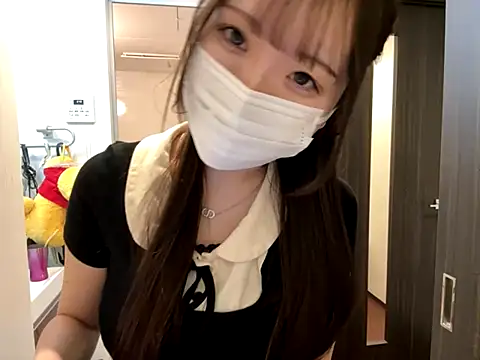 nano-da-u online show from 10.25.25