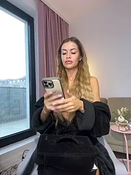  Luxie  online show from 10.02.25