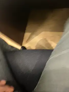 hotboy43339 online show from 10.23.25